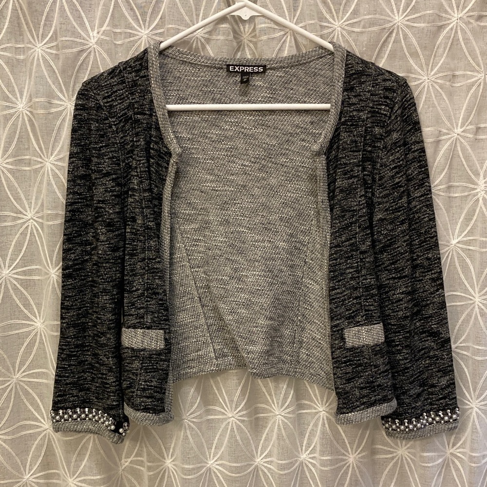 Express Crop Cardigan - Picture 2 of 7